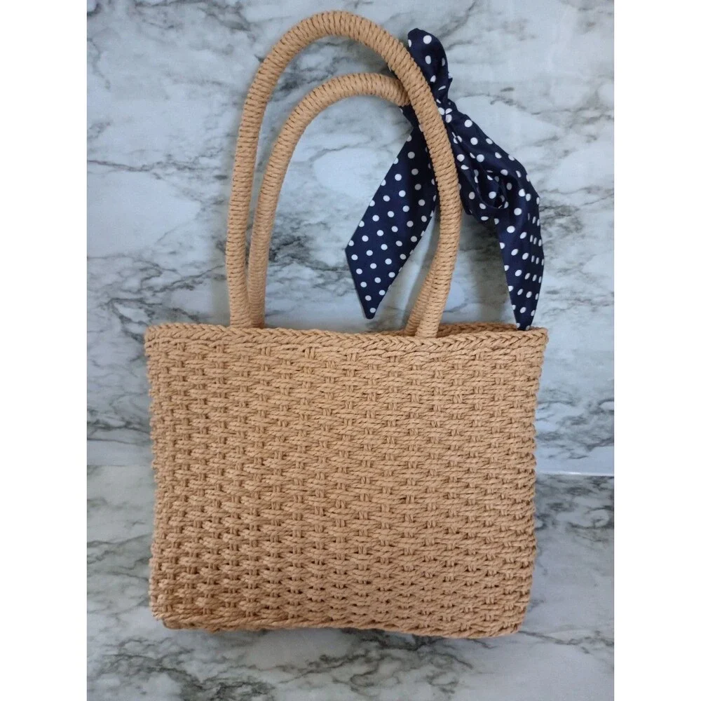 Straw Wicker Style Tote Handbag Shoulder Bag Zipper Top Clean Interior